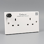 Signature™ Socket Double with Ground Terminal