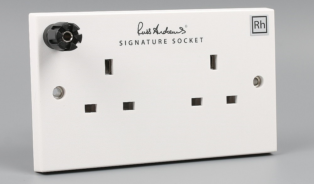 Hi-Fi Choice Signature Socket Review