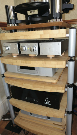 Avid Acutus Reference SP, World Audio Designs pre-amp, phono stage and power supply, Linn Akurate